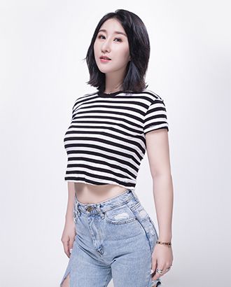 插b在线亚洲舞蹈表演部部主任